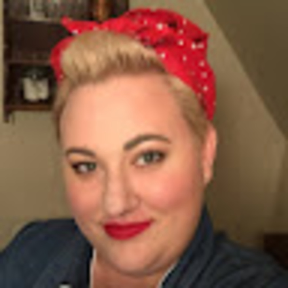Meet your Posher, Mia